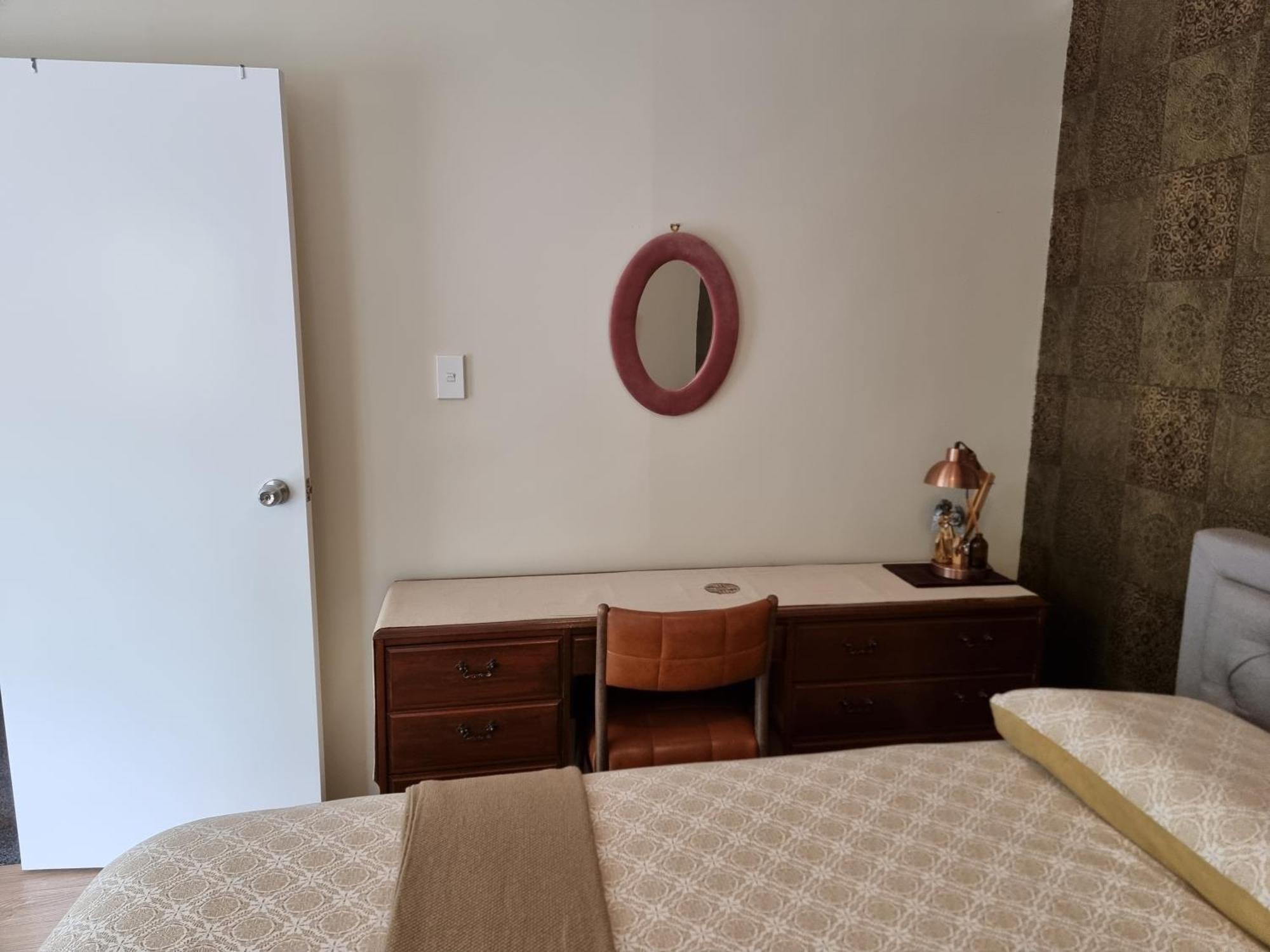 Entire Ground Floor With Full-Privacy And Family-Friendly Popular To Ferry Catchers Wellington Exterior photo
