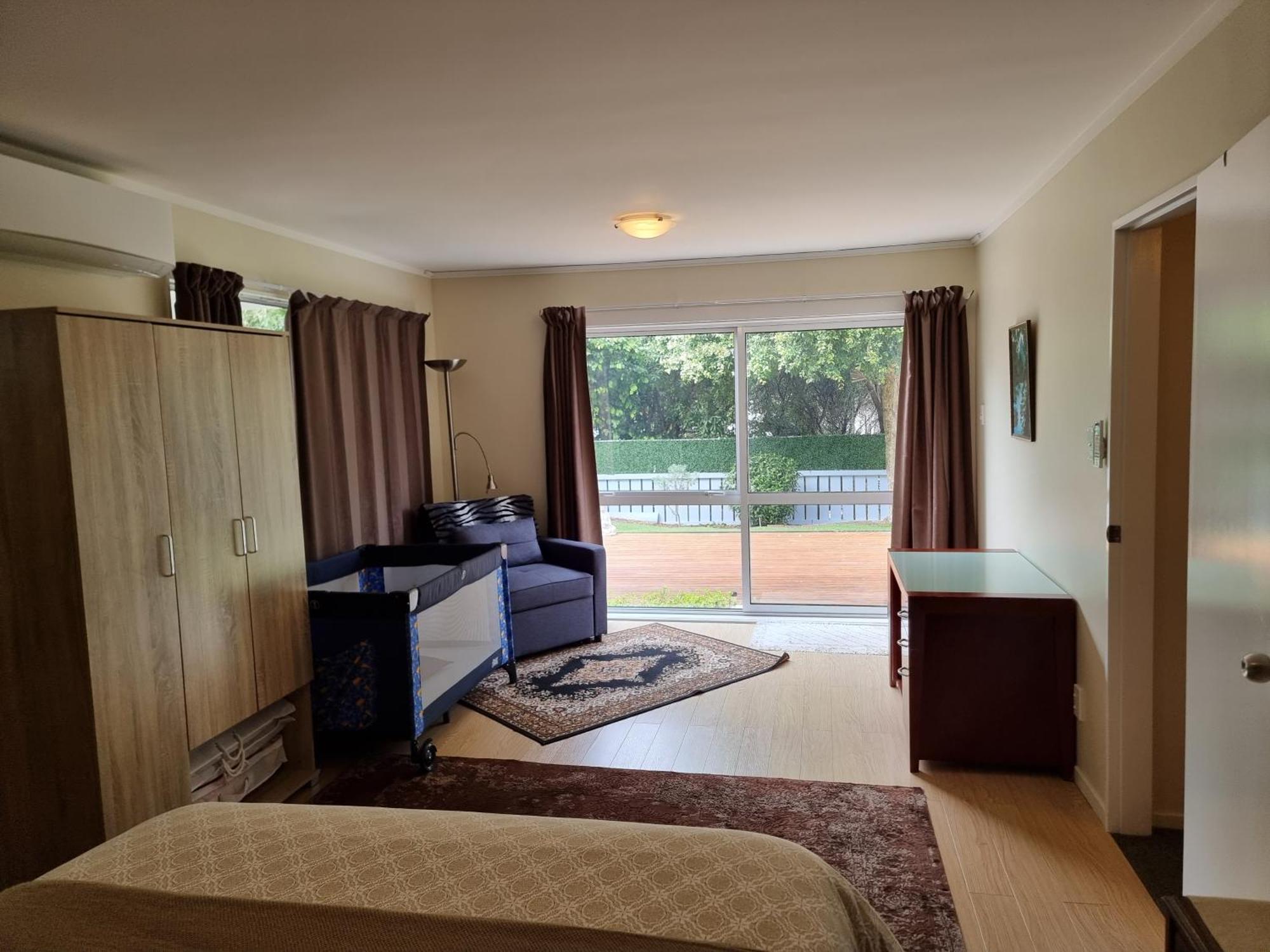 Entire Ground Floor With Full-Privacy And Family-Friendly Popular To Ferry Catchers Wellington Exterior photo
