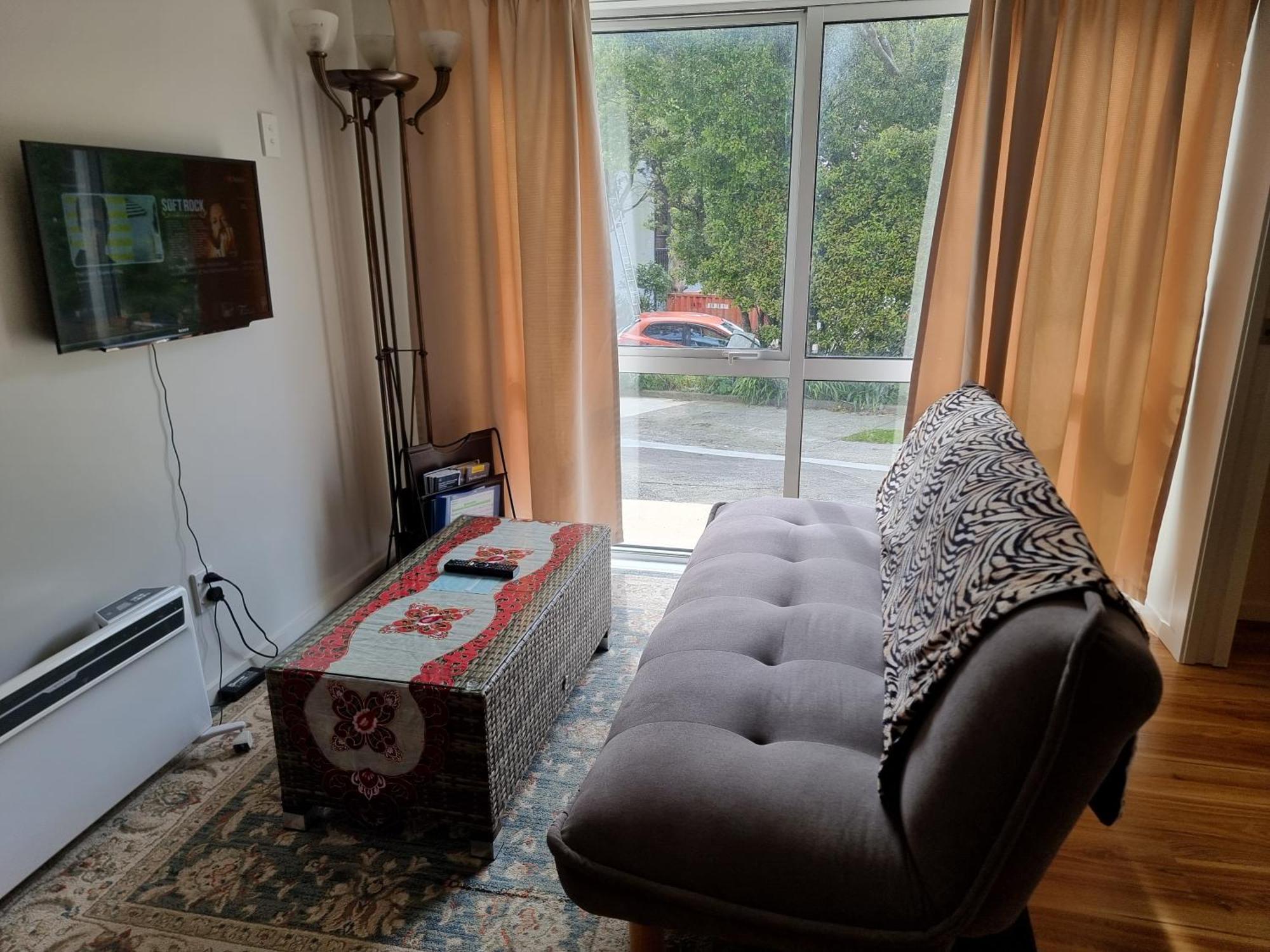 Entire Ground Floor With Full-Privacy And Family-Friendly Popular To Ferry Catchers Wellington Exterior photo
